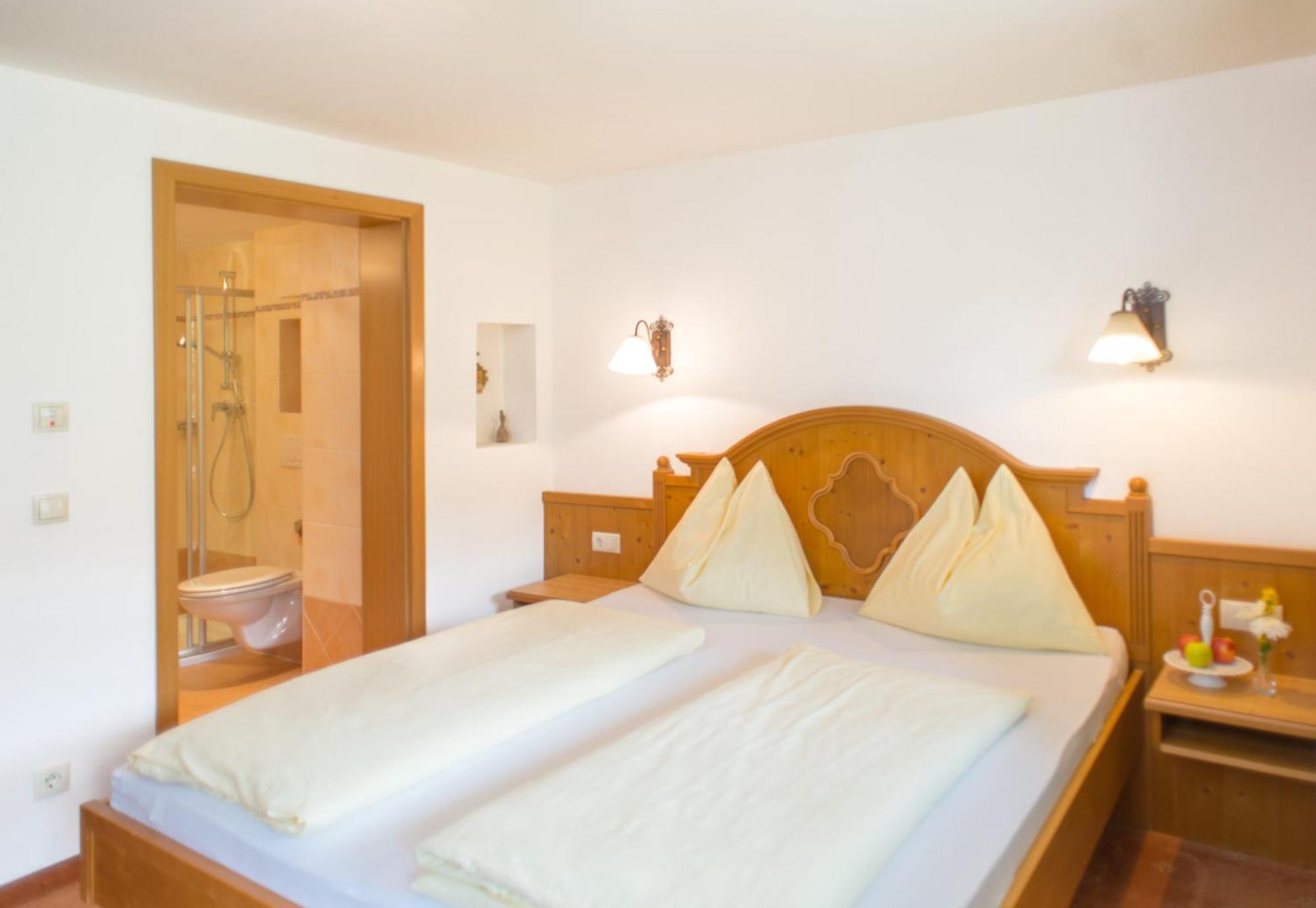 Landhotel Hubengut Bed And Breakfast Radstadt Phòng bức ảnh